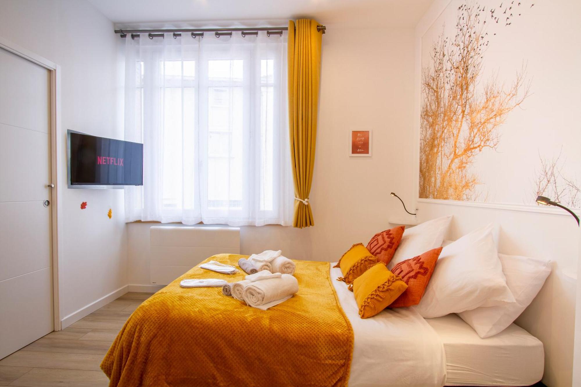 Promenade D'Automne - Netflix & Wifi - Climatisation- Parking Gratuit - Check-In 24H24 - Emplacement Velos - Goodmarning Châlons-en-Champagne Exterior foto